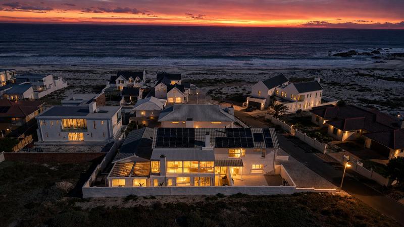 5 Bedroom Property for Sale in Pearl Bay Western Cape